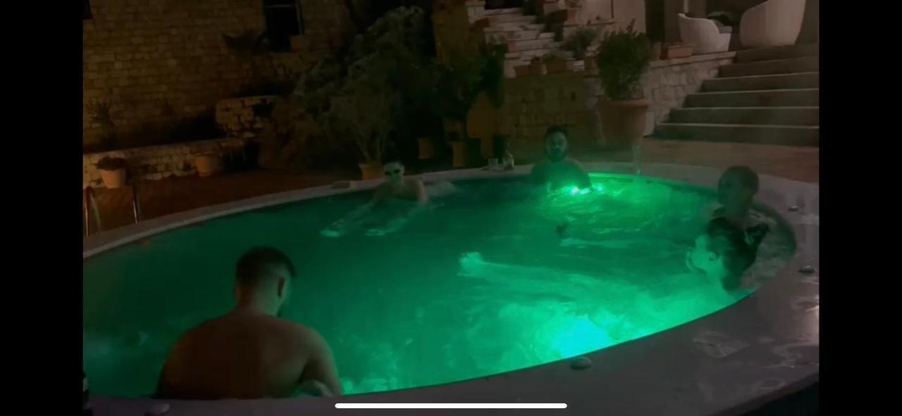Villa Celaj “The Castle” Krujë Екстериор снимка